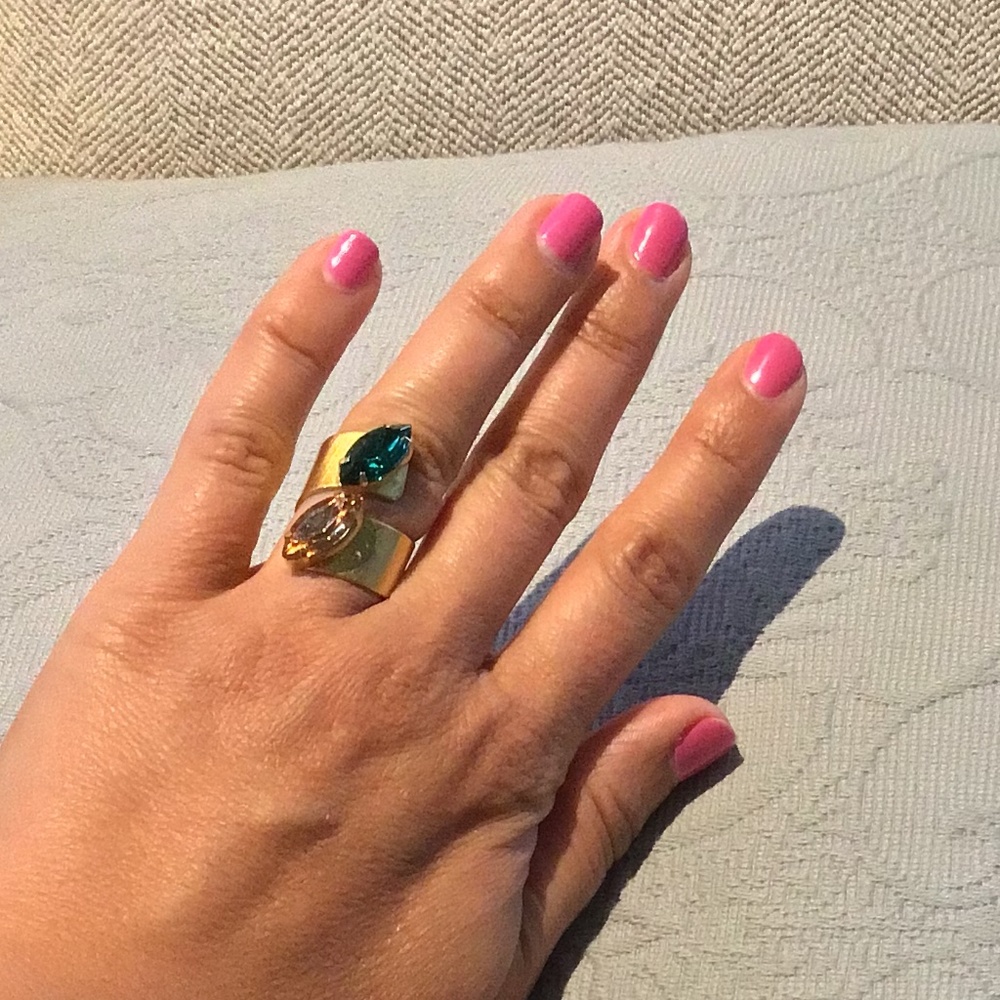 Katchi- golden ring w/ Green & citrine Crystals